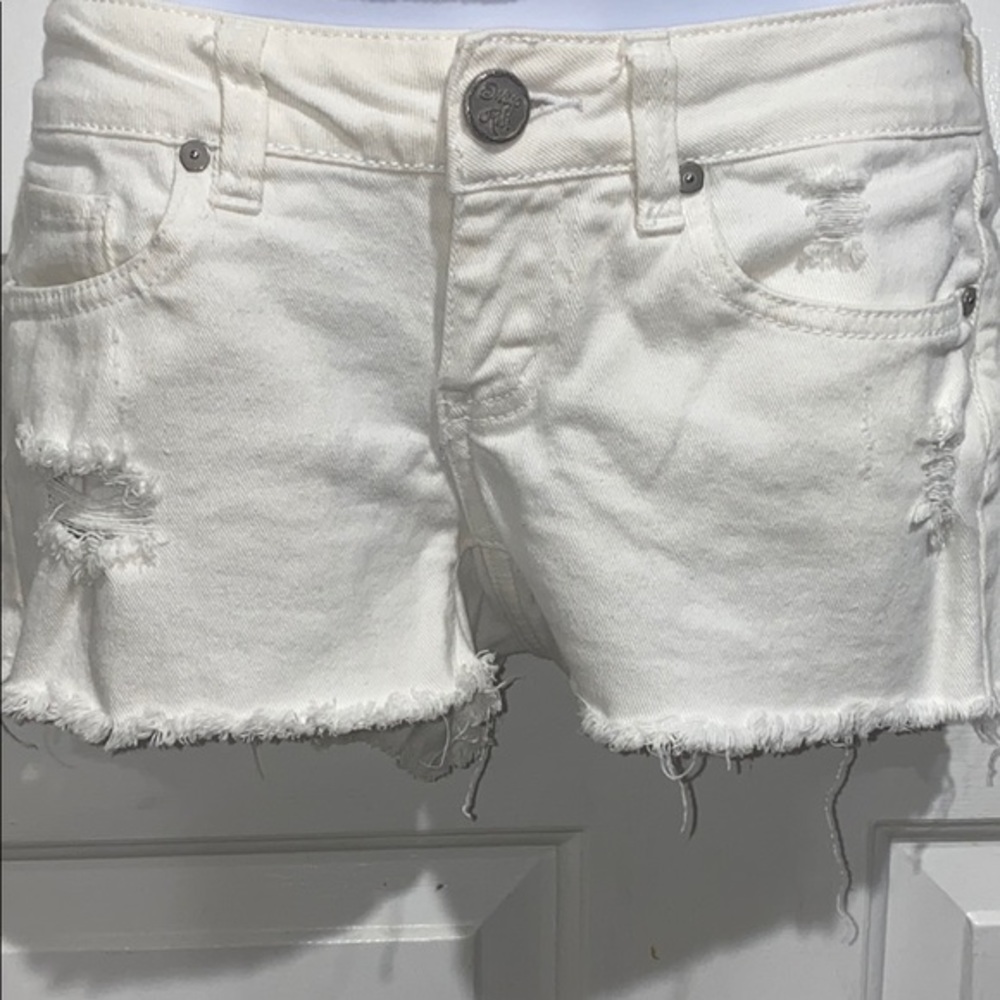 Indigo Rein White (Juniors) Short (used)